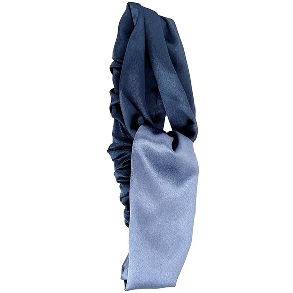 Knot Design Hairband - Picture 2 of 2